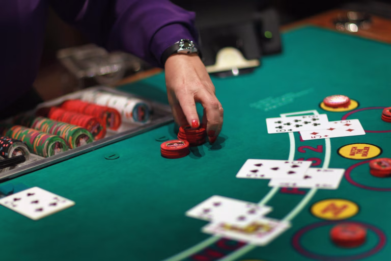 The Secret of Blackjack Card Counting & What Lies Behind It